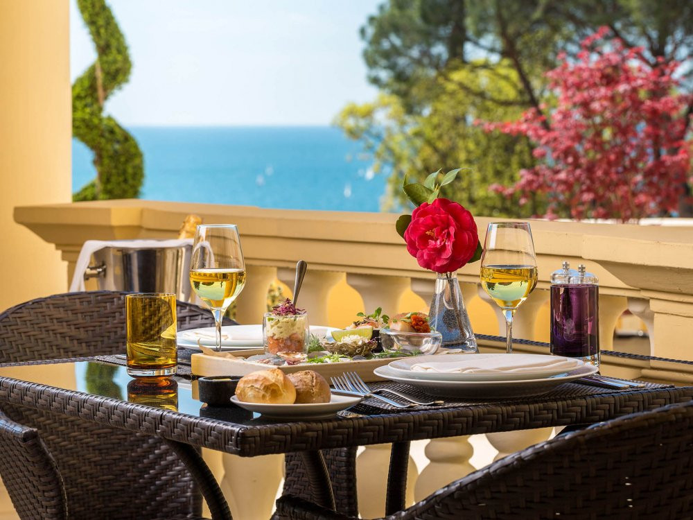 Khach san DT Brazil (16) 10