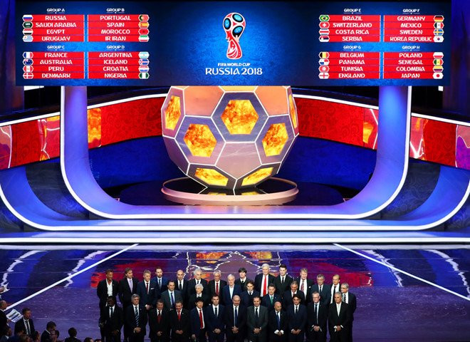 145255920171201T161739Z_1495537001_RC125375E560_RTRMADP_3_SOCCERWORLDCUPDRAW