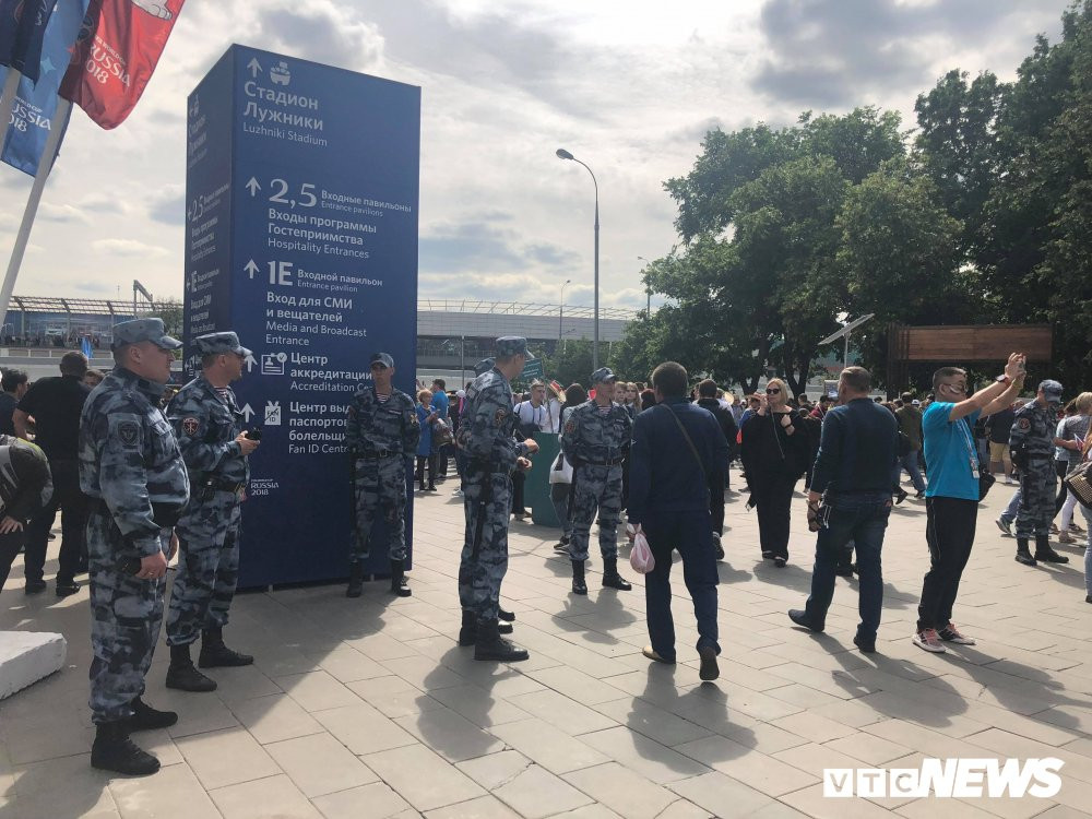 35236956_1980165135335807_7486652116082098176_n 8