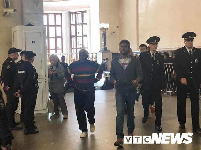 35329052_1980134155338905_4817093632517472256_n 14