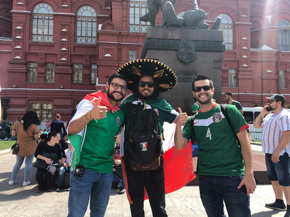 35429588_1984710221547965_2932904918714941440_n 4