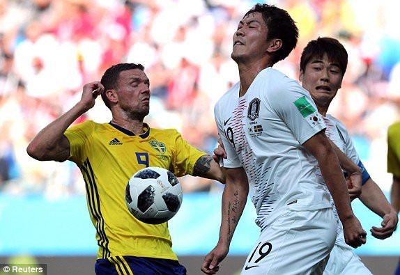 1529324415003_lc_galleryImage_Soccer_Football_World_Cup 16