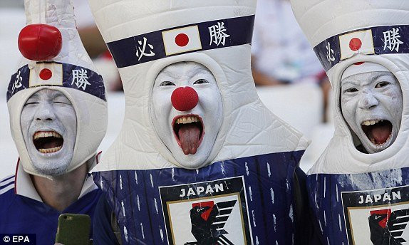 1530191873669_lc_galleryImage_epa06847067_Supporters_of 4