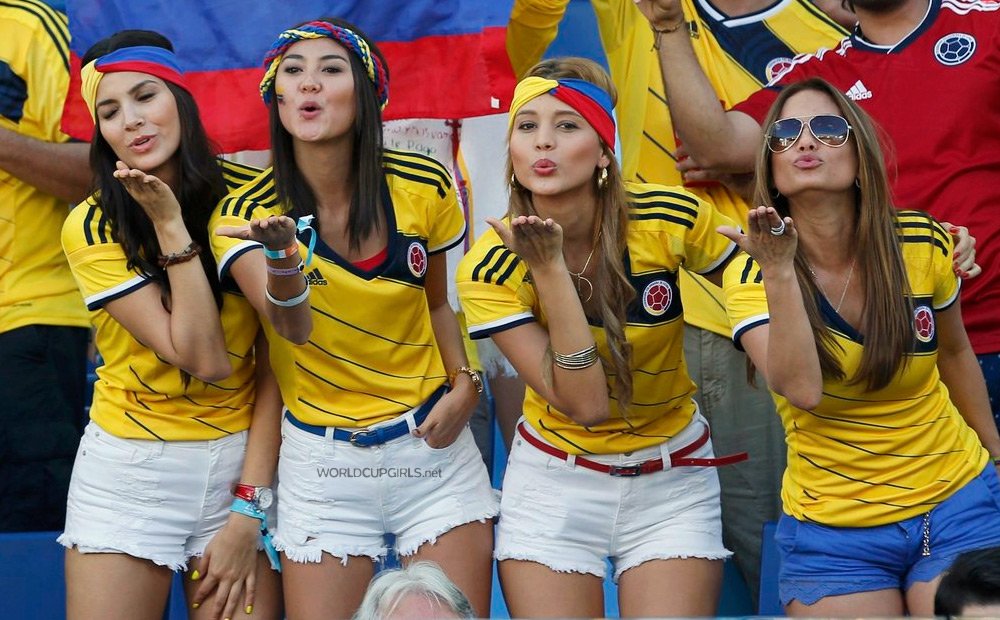 Photos-of-Colombia-hot-female-fans-in-World-Cup-2018 29