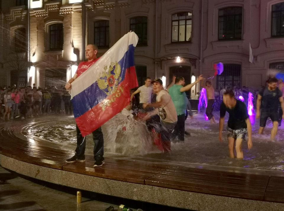 NINTCHDBPICT000417460051 5