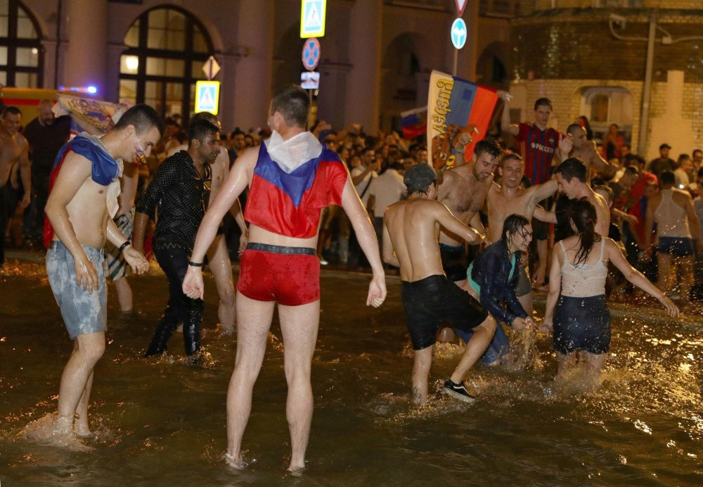 NINTCHDBPICT000417462910