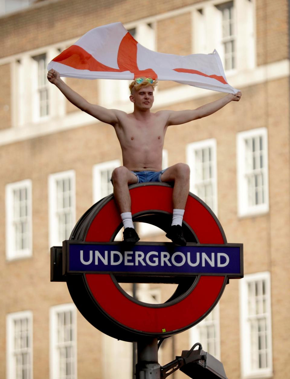 NINTCHDBPICT000418824277 8