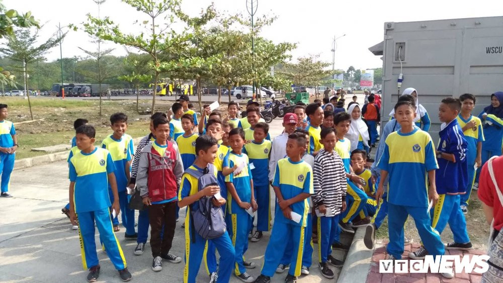 39229045_1256059567869796_3330248685618462720_n