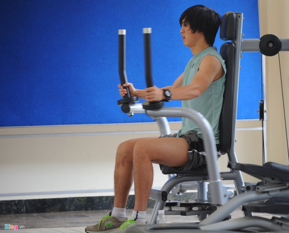 2_Tuan_Anh_chanthuong_tap_hoi_phuc_zing