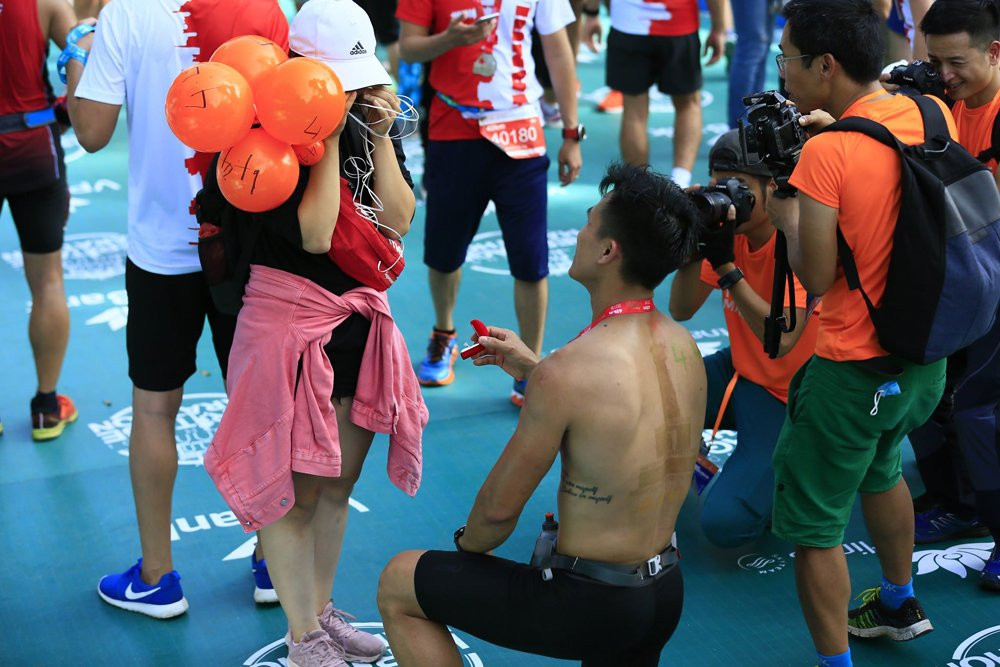 by Linh Nguyen H (2)