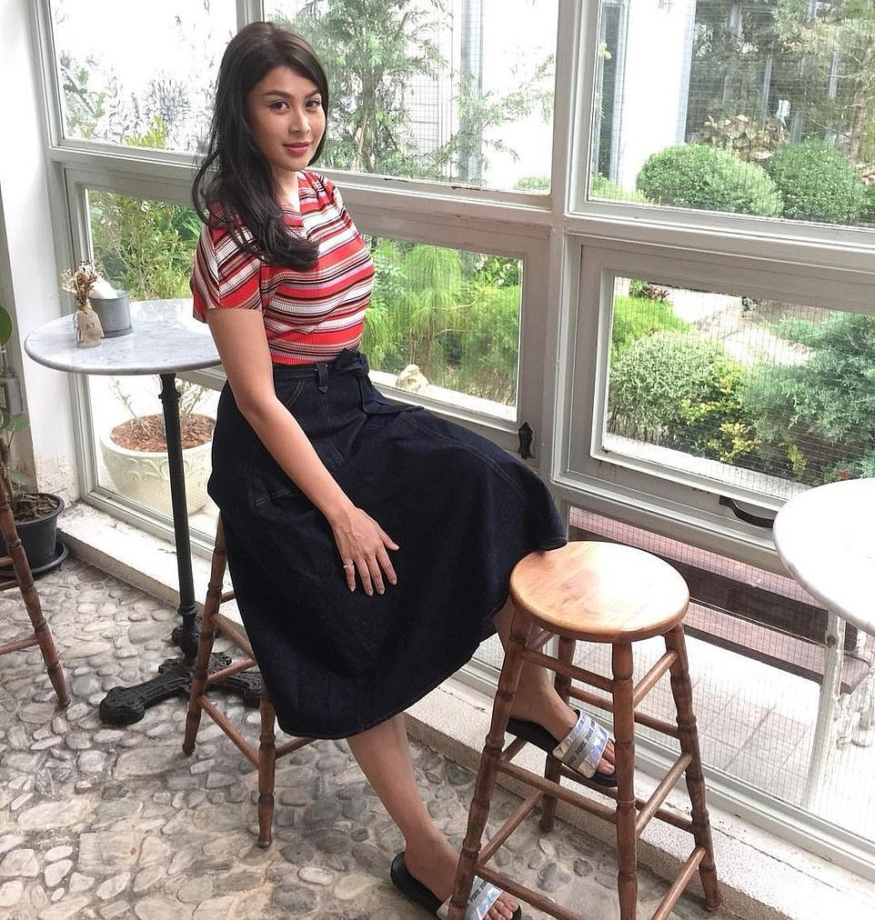 5513410-6326465-image-m-31_1540766813190 5