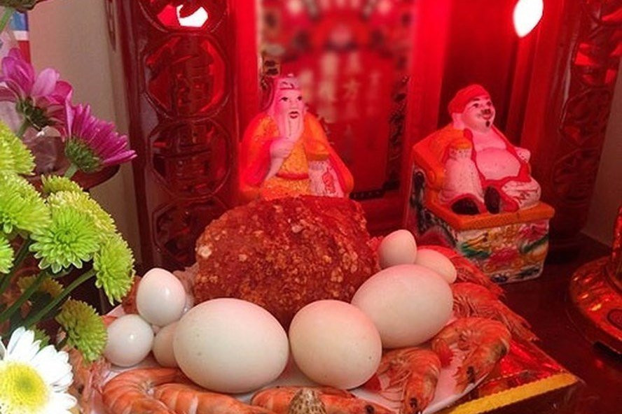 Mua-Vang-Ngay-Than-T