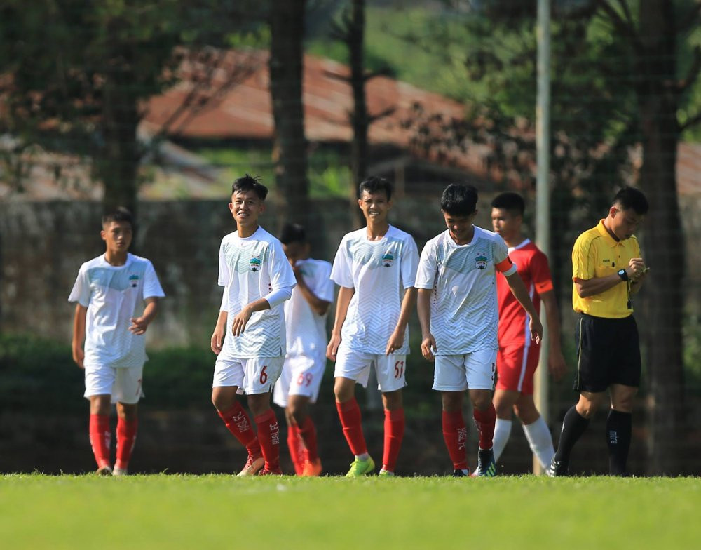 52838816_384327678813893_139416133076779008_o