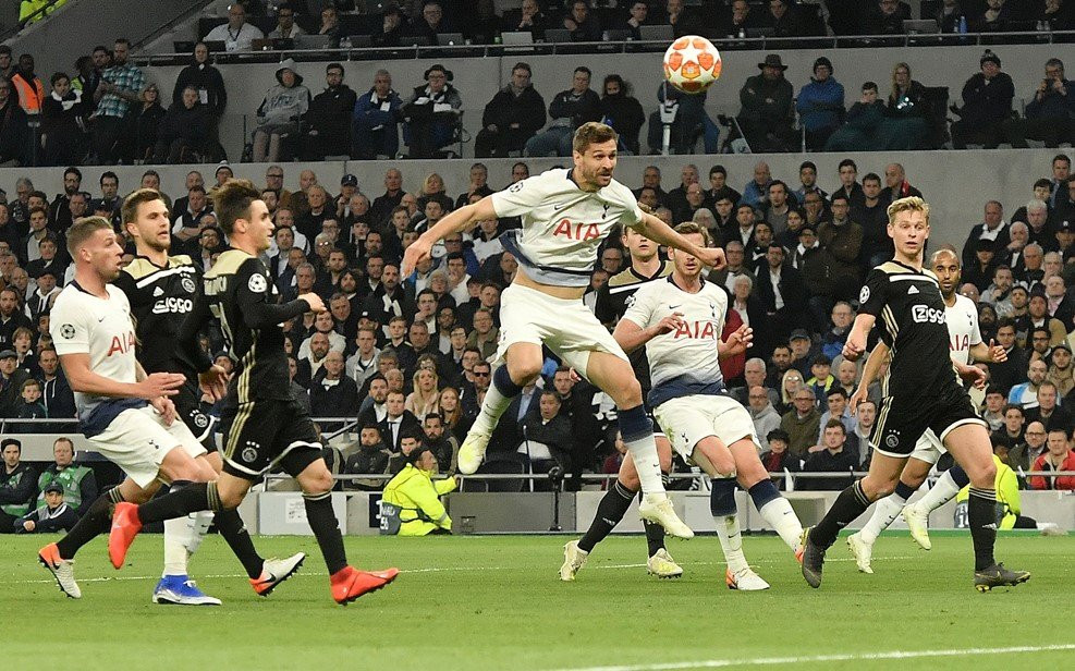 vtc news-tottenham-ajax 10