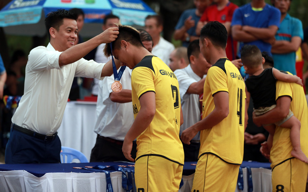 Bong da bai bien (3) 7