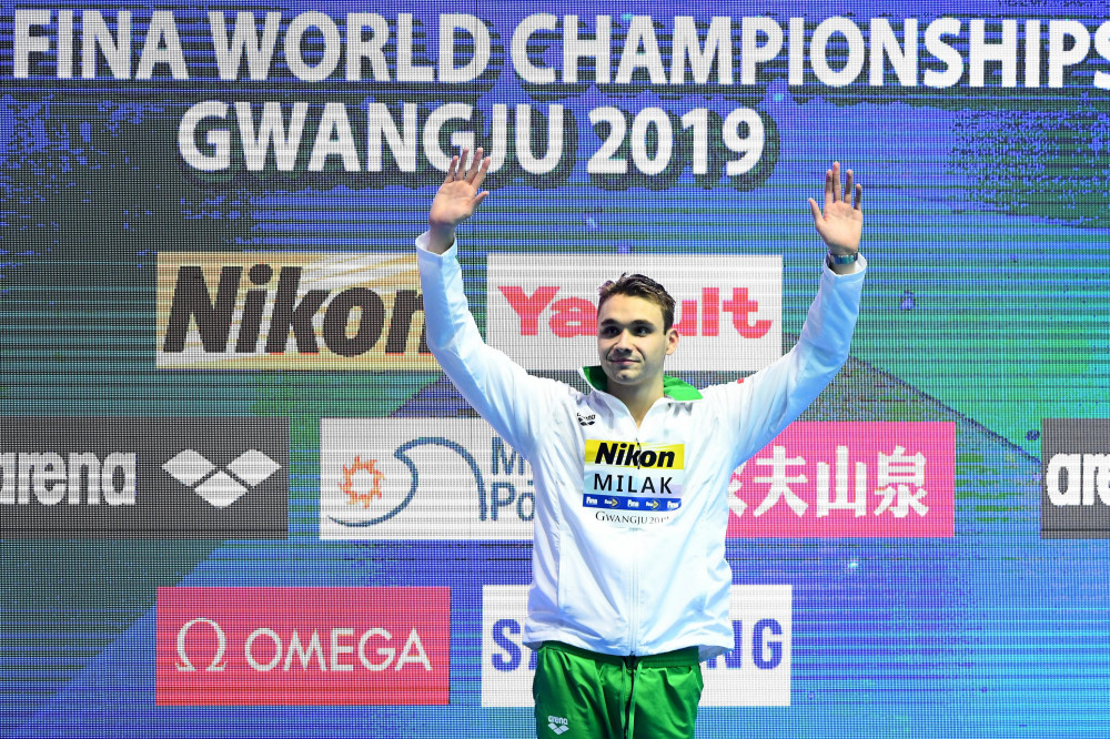 Kristof Milak (4) 10