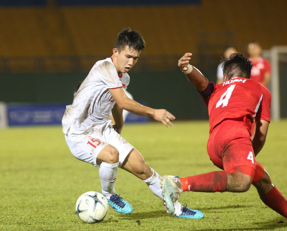 u18 viet nam singapore (7) 7