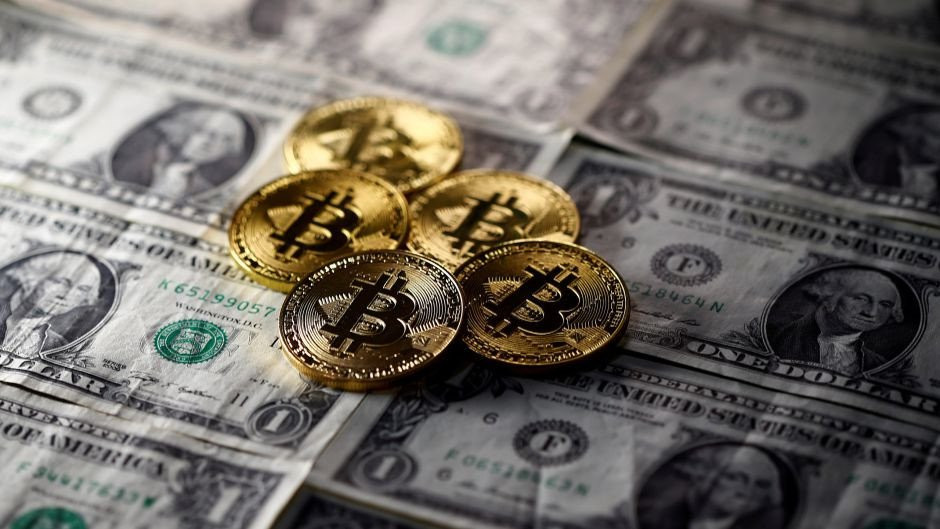 bitcoin-price-10k-predictions-e1511951181353_feic