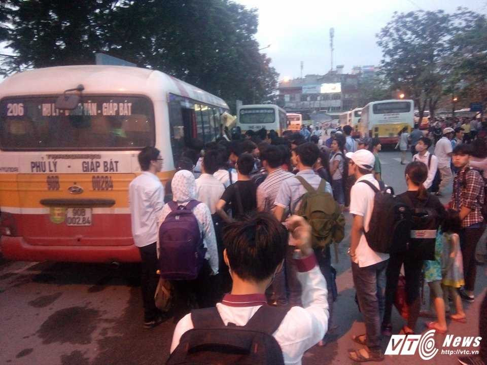 14218557_1214210785265933_857405083_n