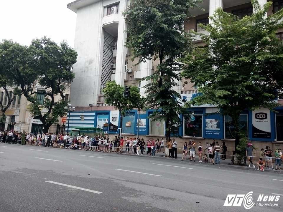 14184506_698954406925298_