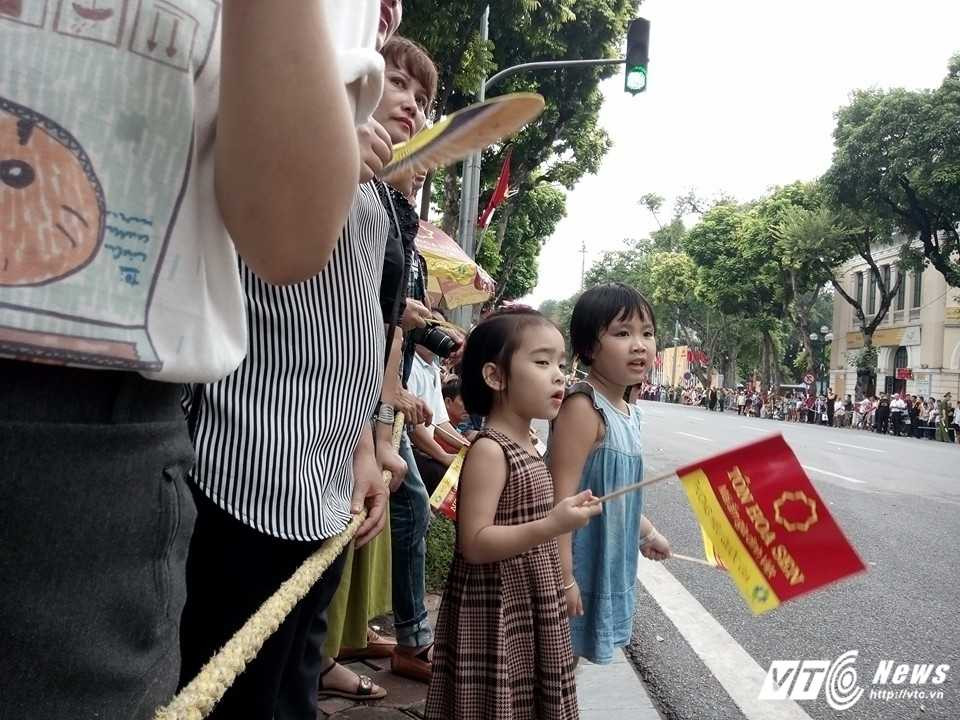 14199632_698954466925292_