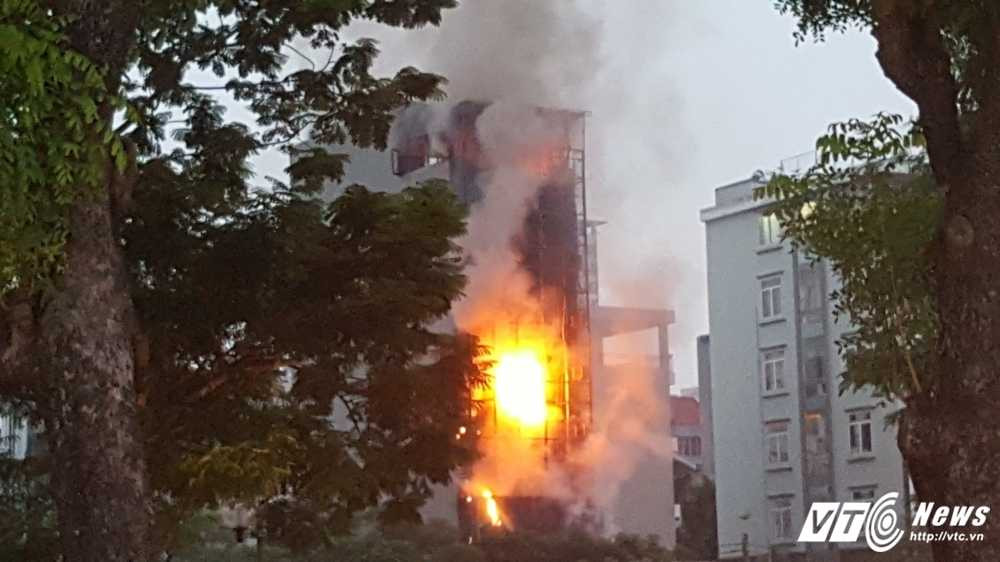 14375398_1174477679285124_1172367758_o