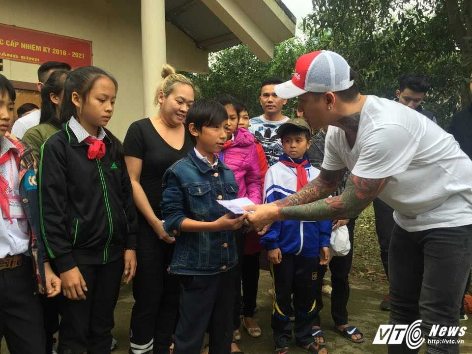 15310481_1815394242052686