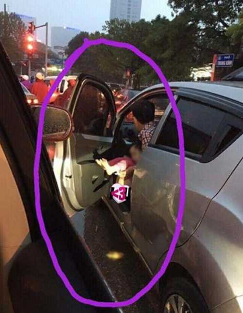 photo-1-1484730286935