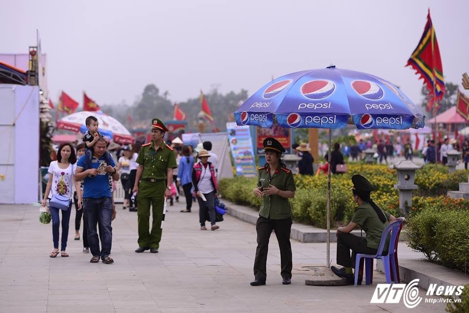 17813713_1266798003369182