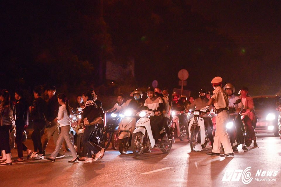 17800099_1267335806648735