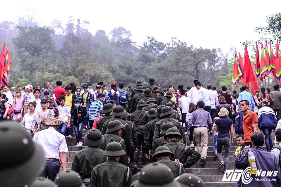 17806747_1267713023277680