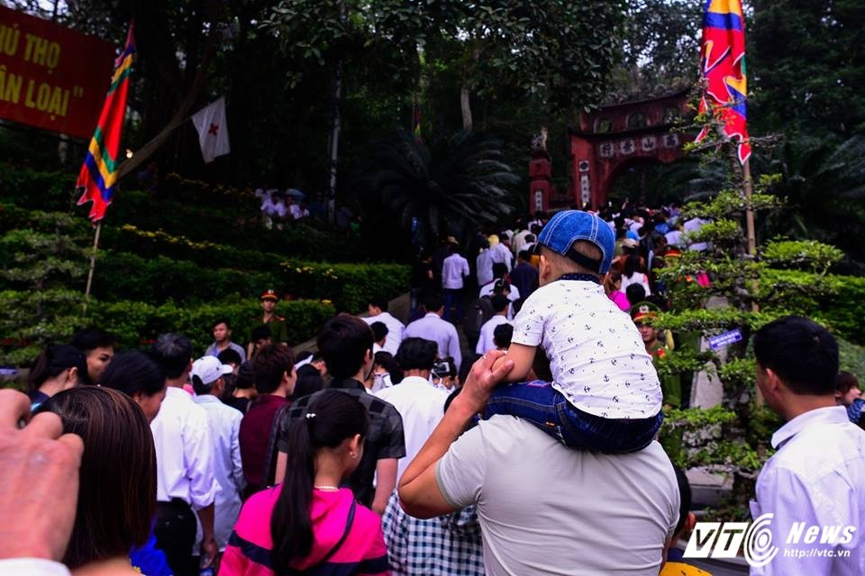 17807042_1267668856615430