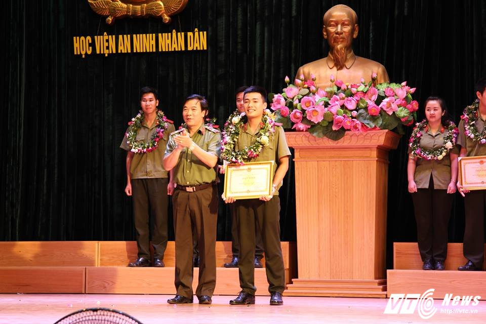 18902907_787630688072798_905175894_n 7