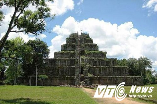 Kim-tu-thap-Koh-Ker (3) 3