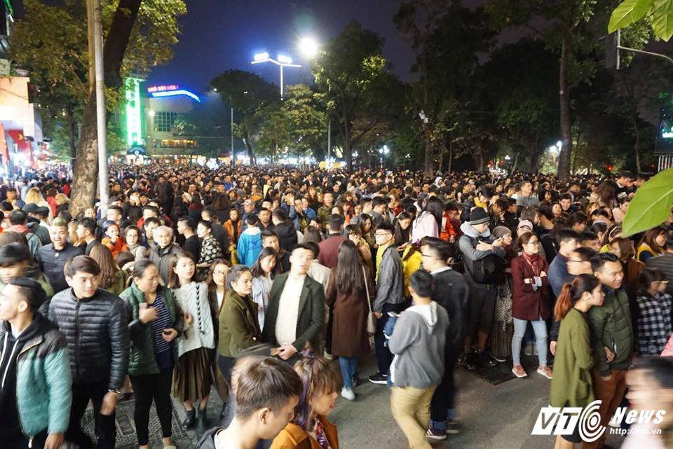 26235031_1117080271759803_1146313274_n 4