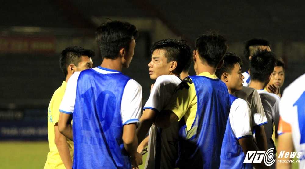 8 u17 ha noi t&t 2016