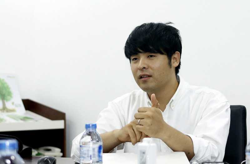 lee-dong-jun-xuan-truong