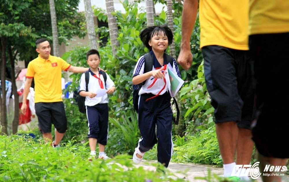 tuyen-viet-nam-tham-lang-sos-14