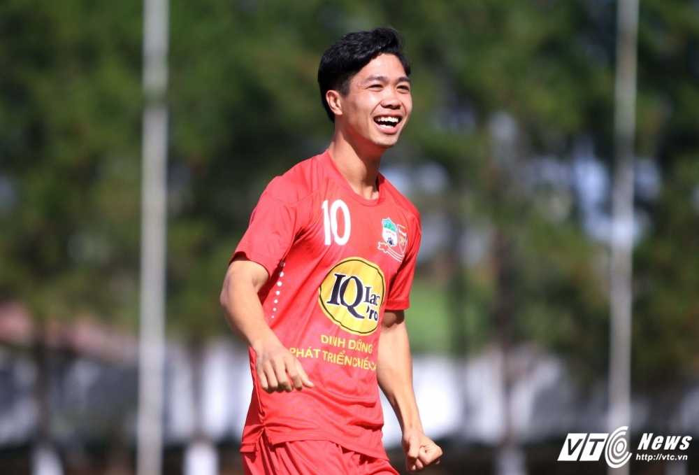 cong-phuong-hagl-2017-2