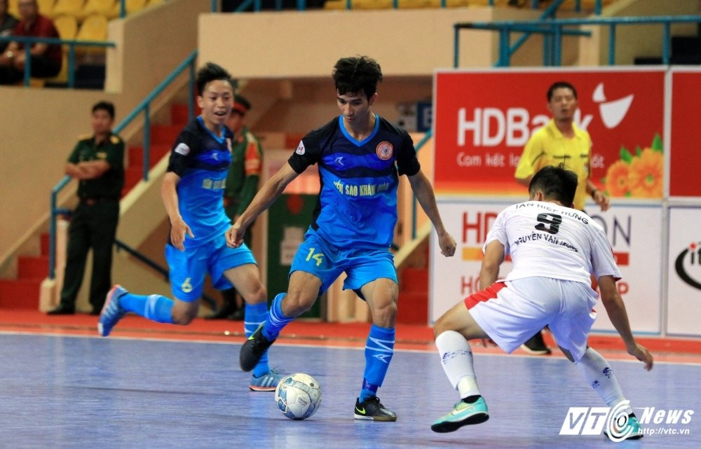 Hinh anh Vong 5 Giai Futsal VDQG 2017: Hai Phuong Nam PN pha hoi nong vao Thai Son Nam