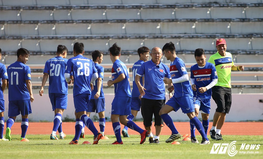 11-park-hang-seo-htun 12