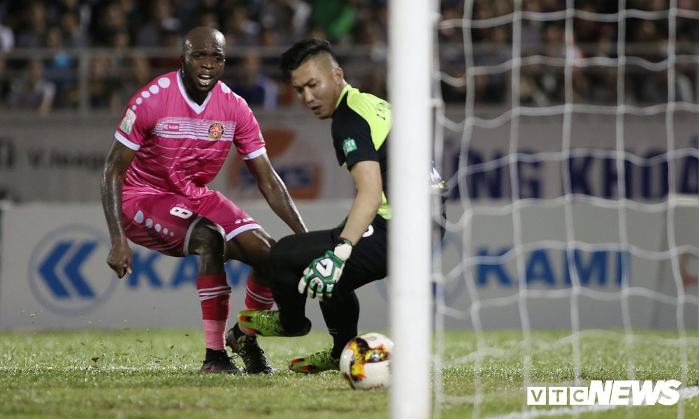 HAGL-VLeague-2018-4 7