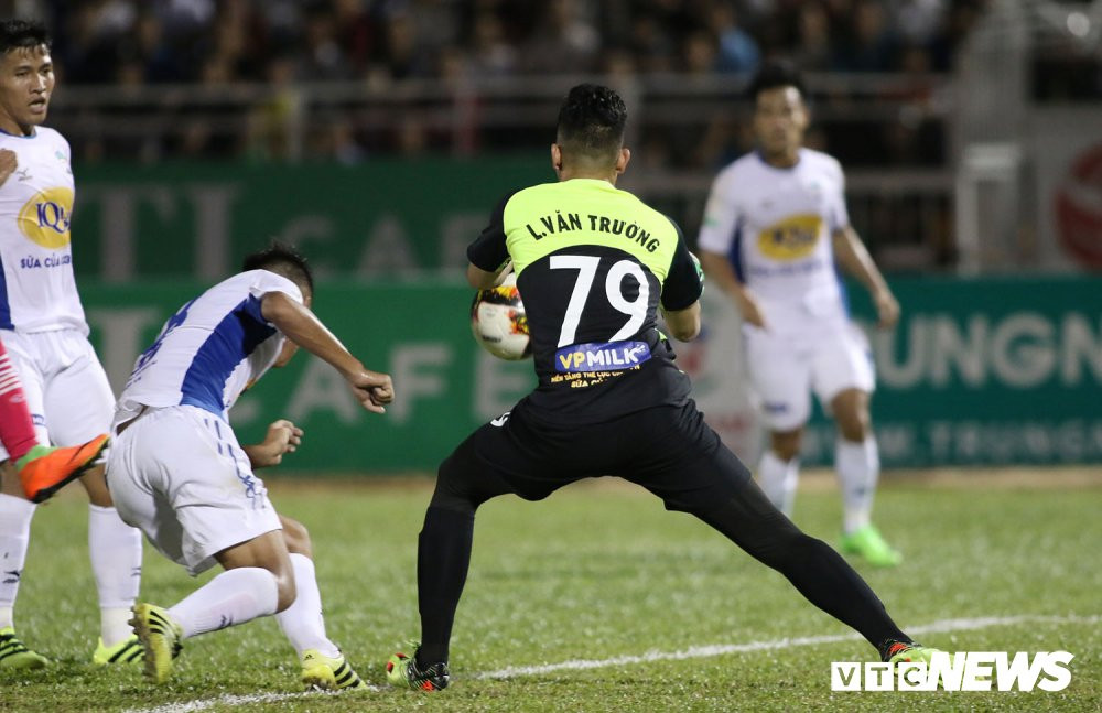 HAGL-VLeague-2018-5 9