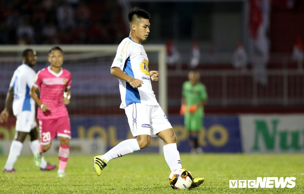 Nguyen-Van-Hanh-HAGL-1 15