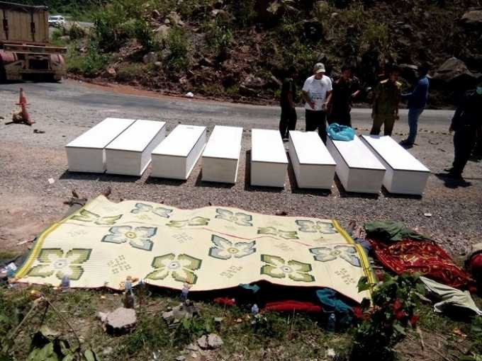 vu-no-xe-khach-8-nguoi-chet-co-xac-phao-o-hien-truong-1-1627