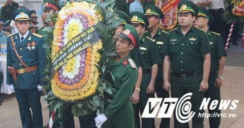 anh10