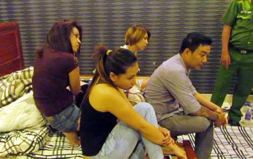 Kiểm tra nhanh, nhiều người dương tính ma túy. Ảnh: Quốc Thắng,