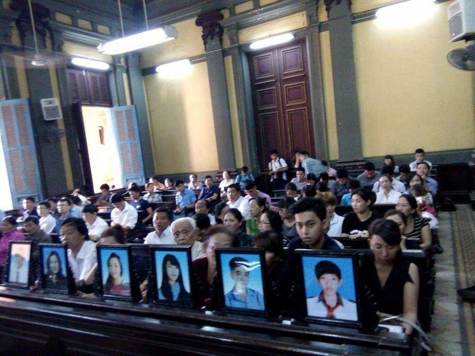 13689498_1667538570235228