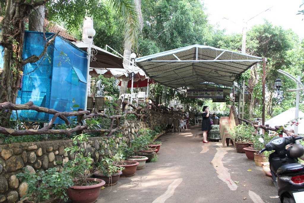 Một góc quán cà phê Không Gian Xưa