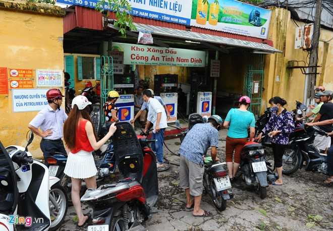Thanh pho Nam Dinh chim trong bong toi sau bao hinh anh 1